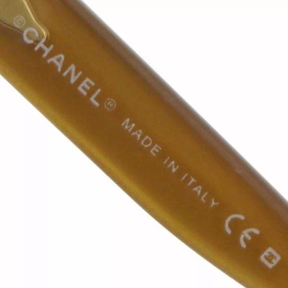 Chanel logos original with code sunglasses with case only. - Picture 10 of 13